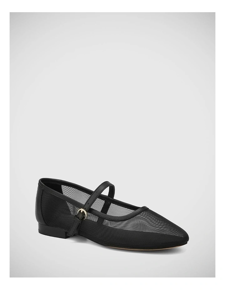 Alora Mesh Textile Flat in Black