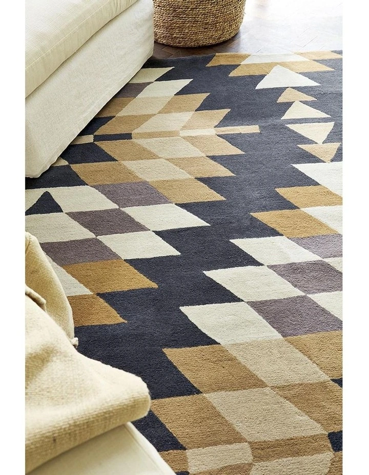 Elwana Rug In Jute