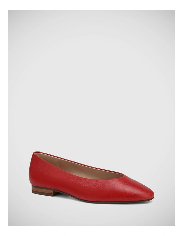 Angela Leather Flat in Red