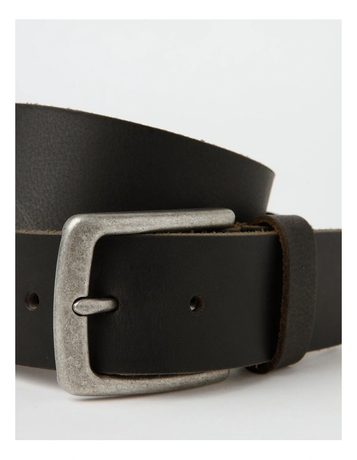 Casual Leather Jean Belt in Black