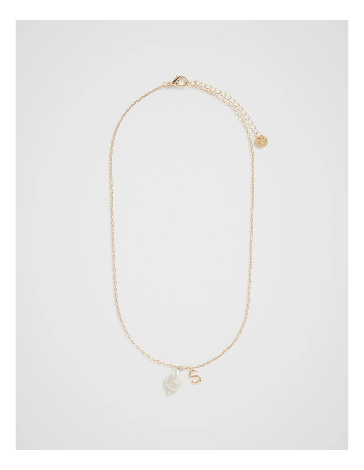 Pearl Alphabet Necklace S in Gold
