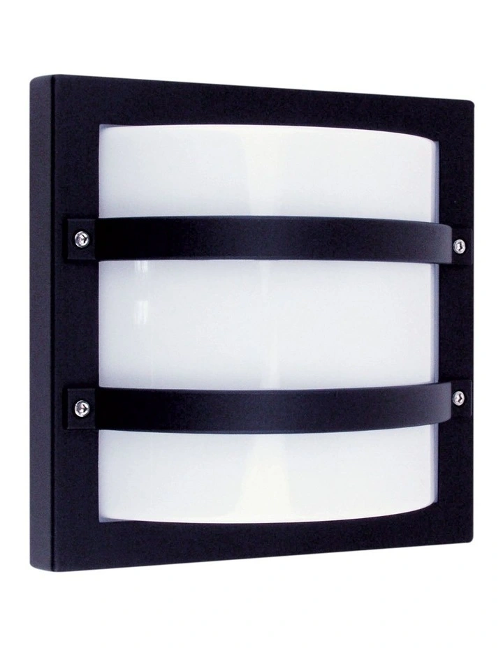 Largo Premium Outdoor Bulkhead Light Black