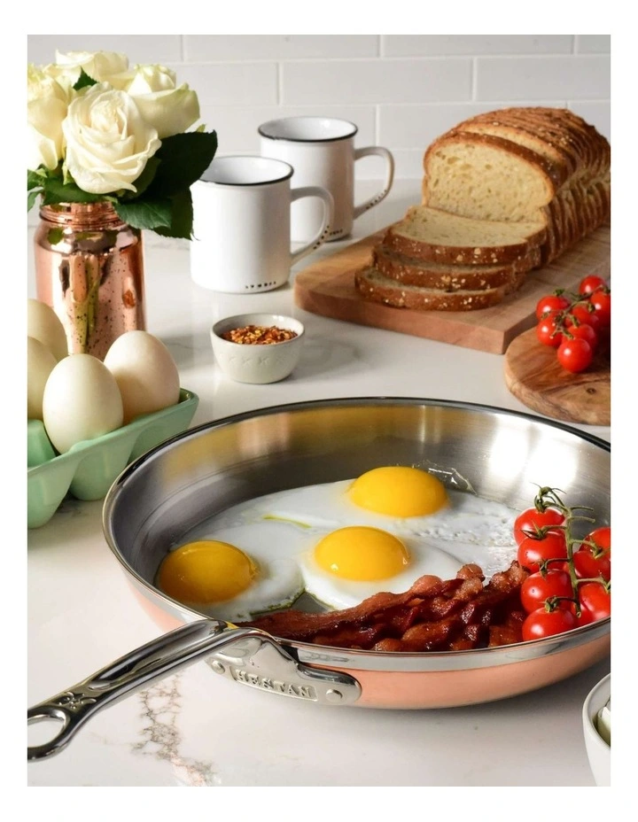 Insignia Stainless Steel Open Skillet 28cm in Silver