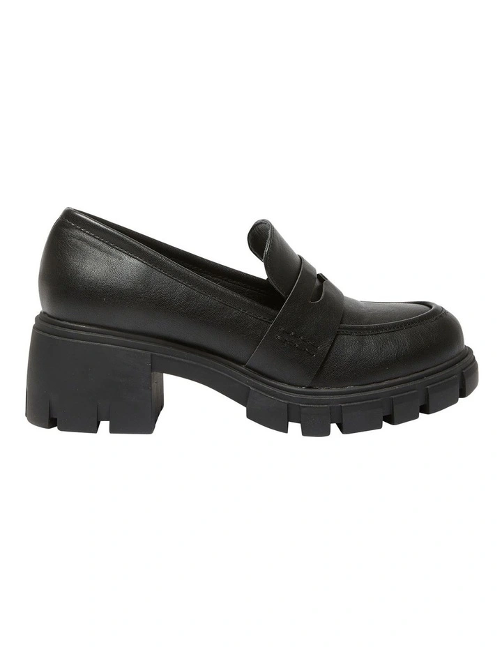 Quincy Loafers in Black Smooth