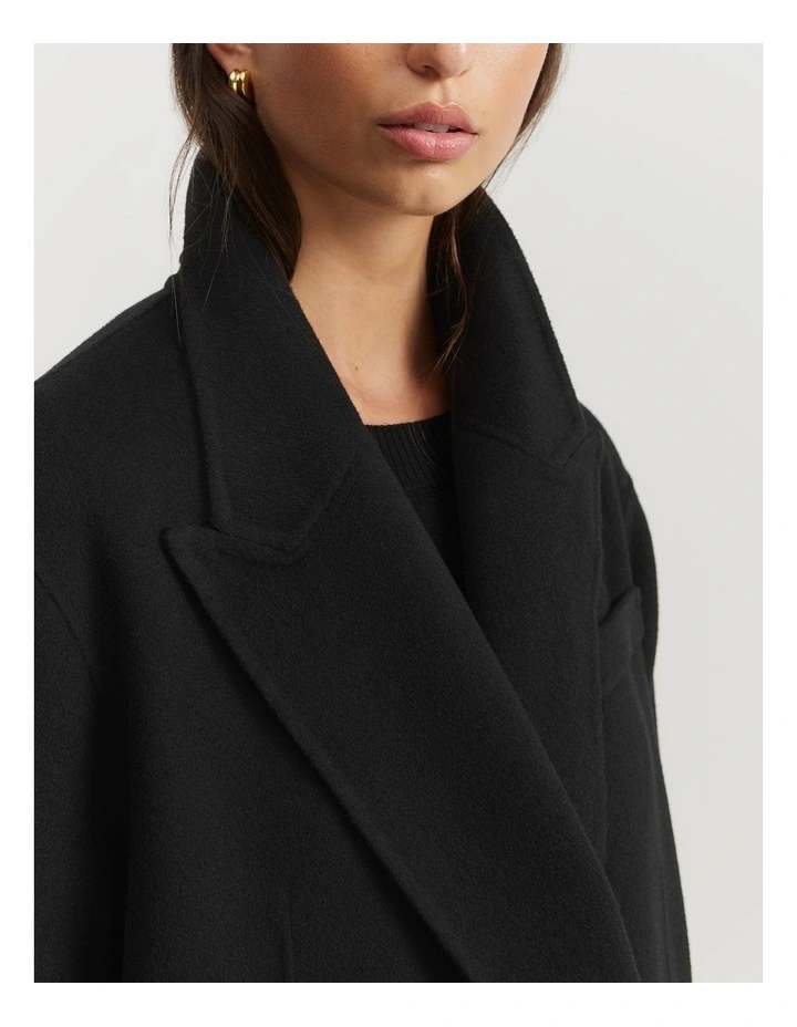 Double-breasted Soft Coat in Black