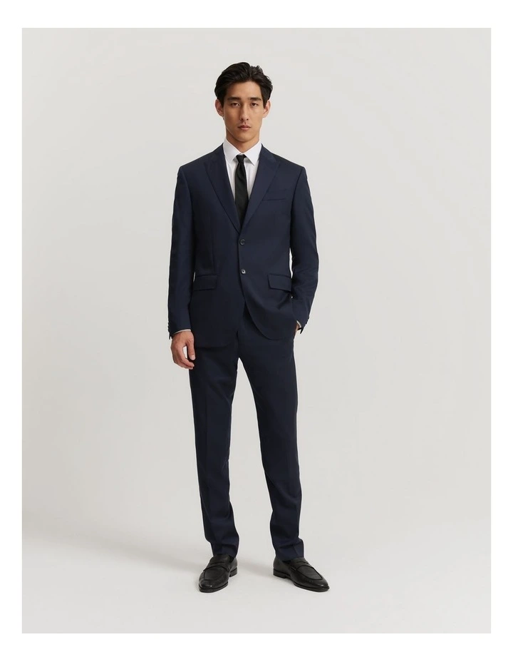 Travel Jacket in Navy