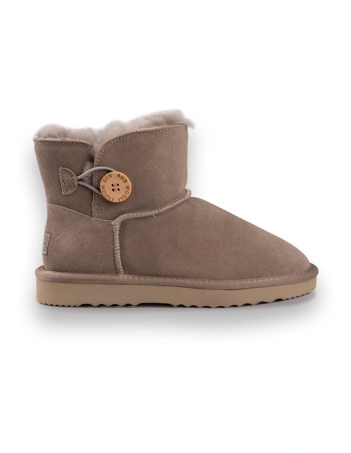 Women Short Sheepsk Button UGG Boot Light Grey
