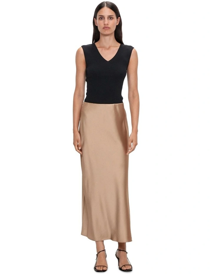 Ribbed Cap Sleeve V Neck Knit Top in Black