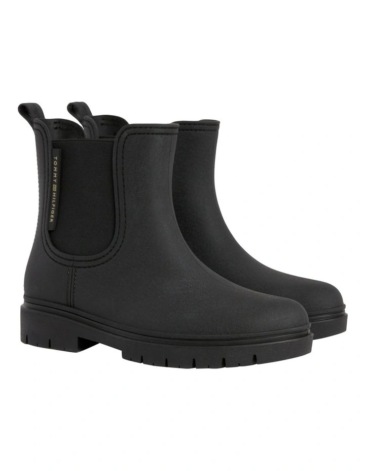 Essential Logo Cleat Rain Boots in Black