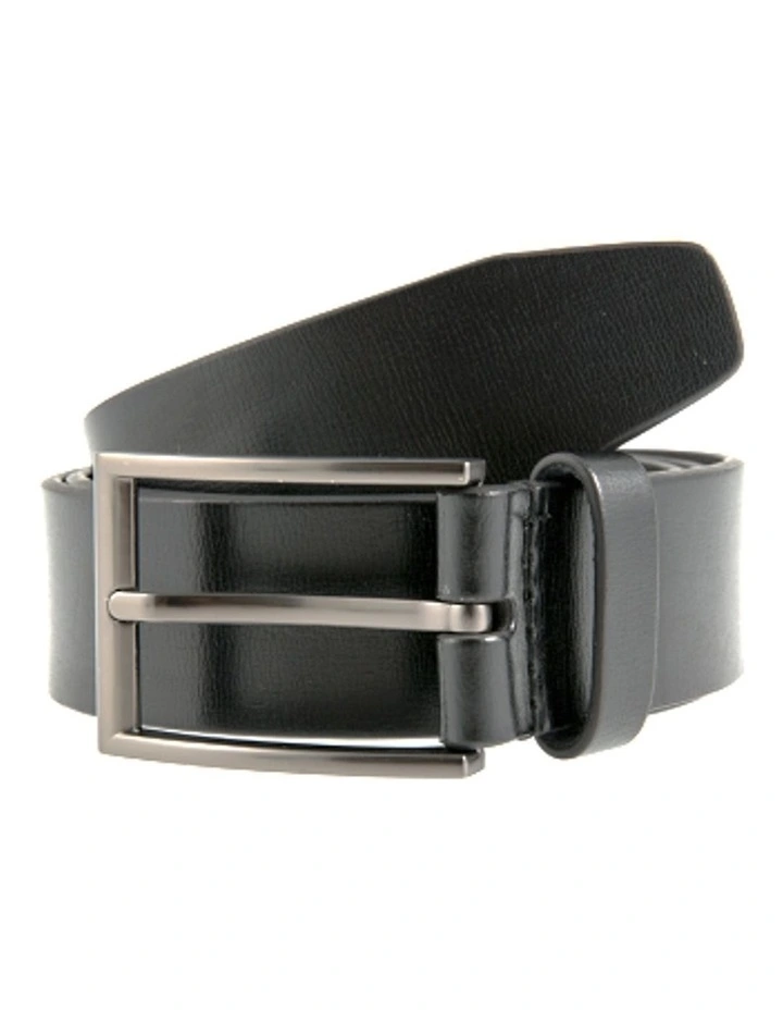 Casual Leather Belt in Black
