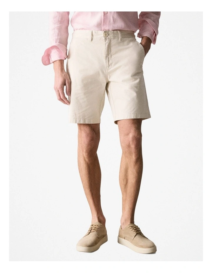 Chino Short in Chalk