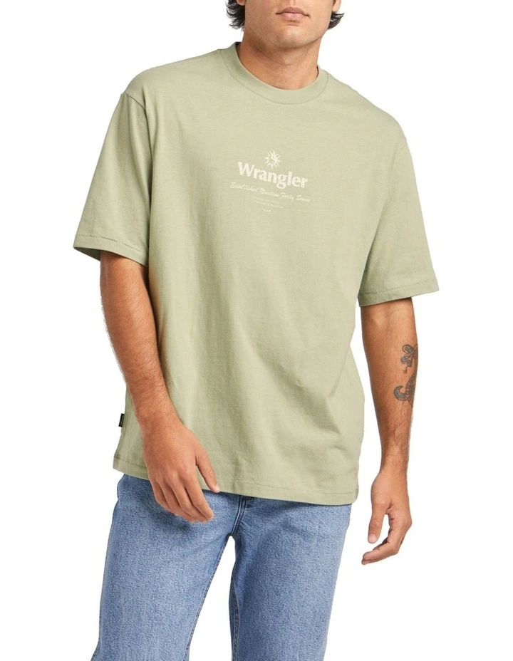 90s Vacay Slacker Tee in Sage