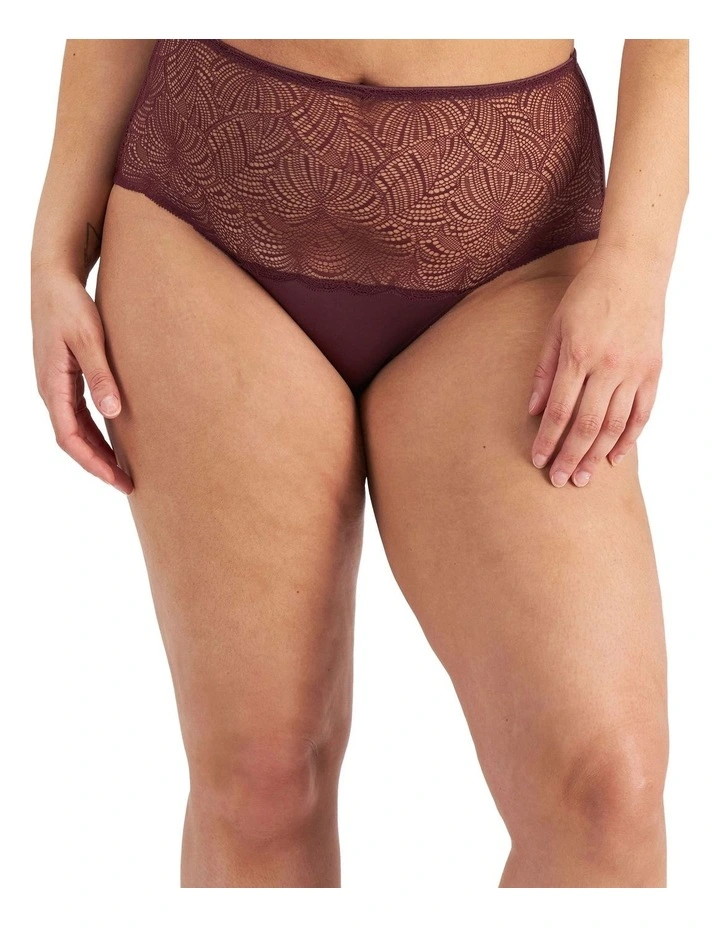 Lift & Shape Full Brief in Enchanted