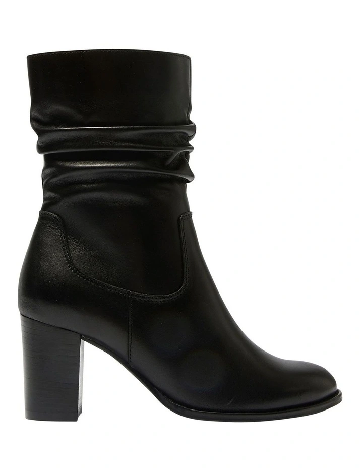 Gibson Leather Boots in Black