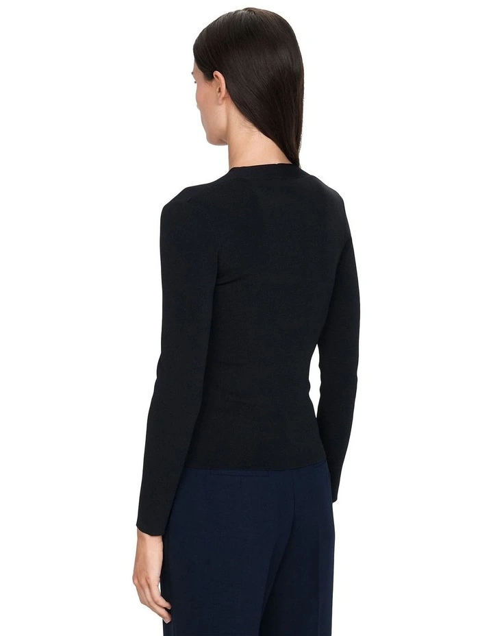 Long Sleeve V-Neck Knit Top in Black