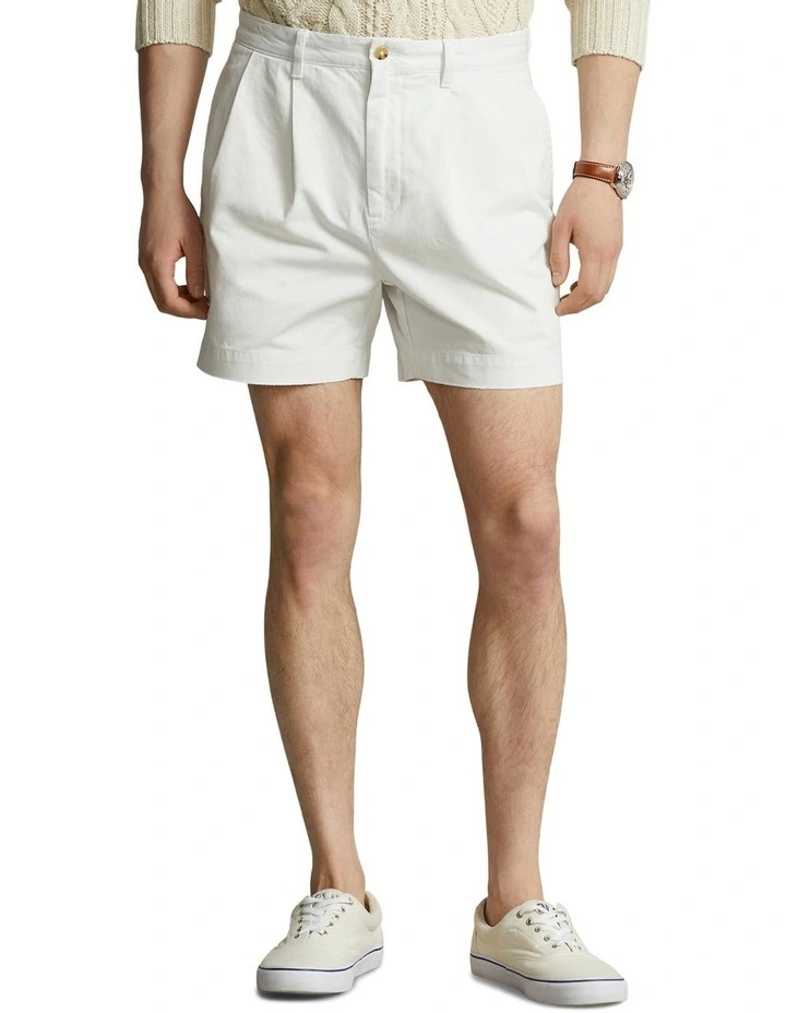 Cormac Relaxed Fit Pleated Short 5-Inch in White