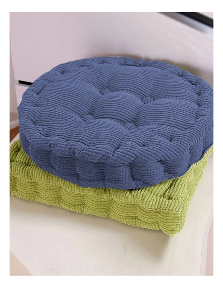 Round Cushion in Blue