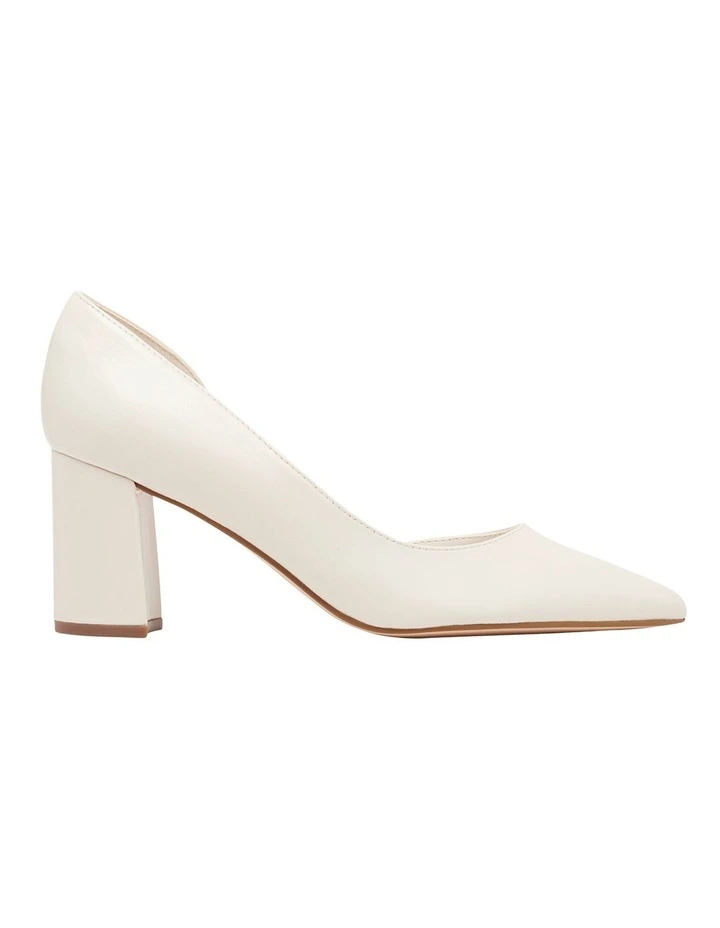 Cacina Pump in Ivory
