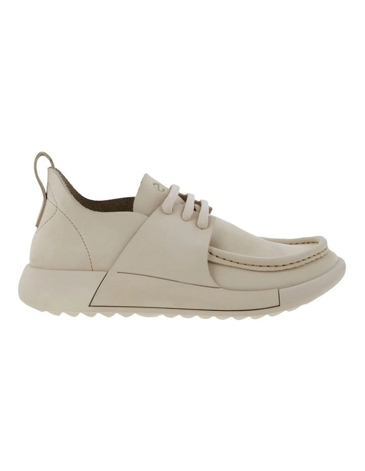 Cozmo Leather Lace Up Shoe in Beige