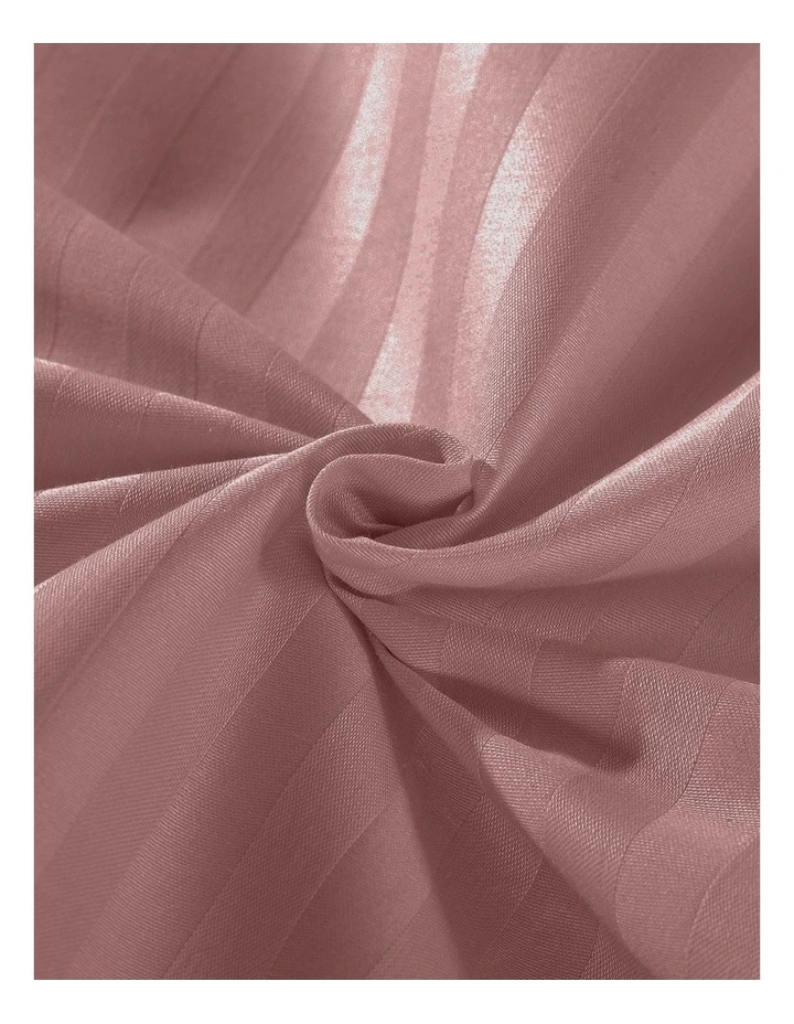 Cotton Queen Quilt Cover Set in Rose