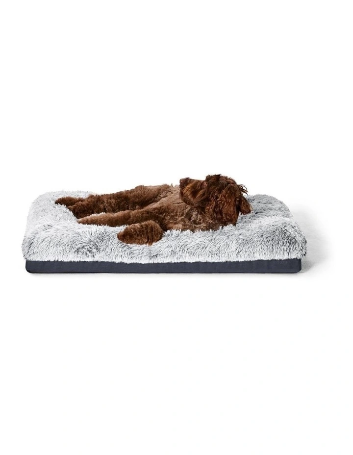 Ultra Calming Comfort Dog Lounge in Silver Fox