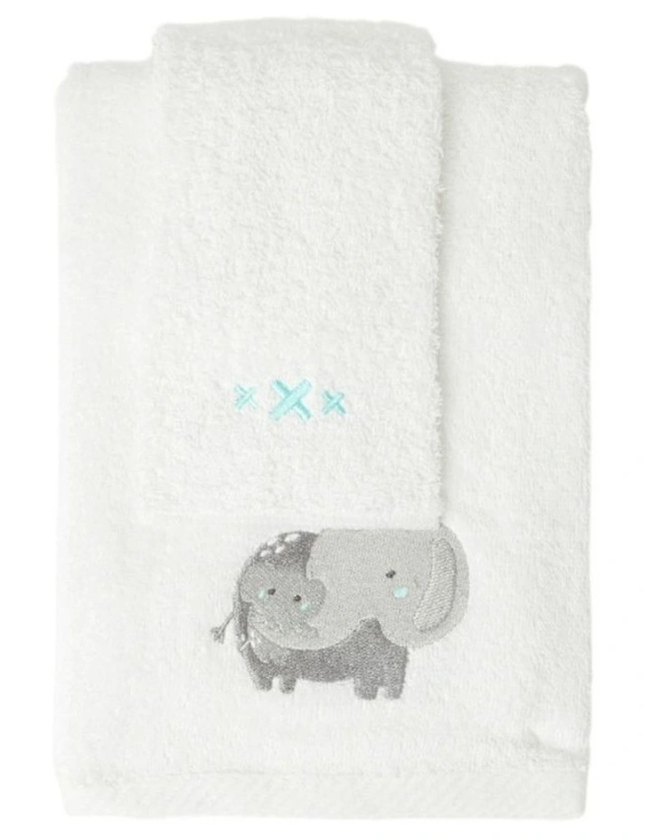 Towel And Washer Set in White