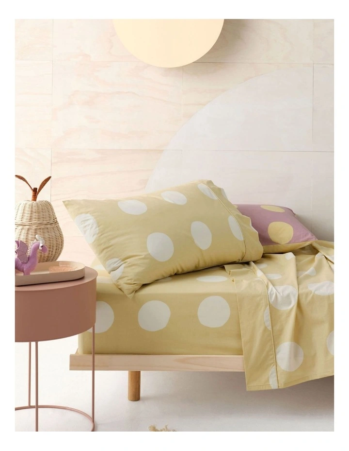 Roundabout Sheet Set in Wheat