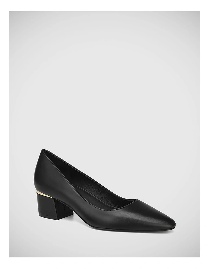 Gemmah Leather Block Heel Pump in Black