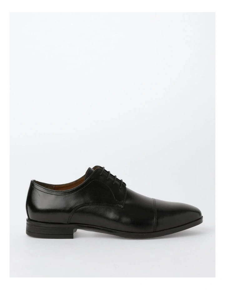 Isaac Toe Cap Lace Up in Black