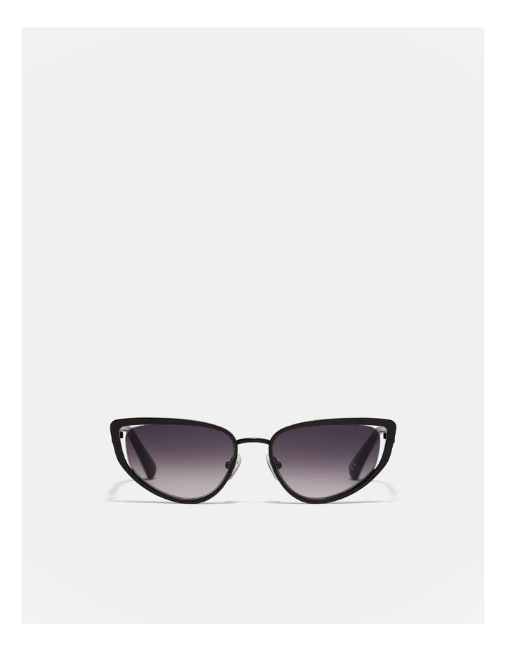 Solar Sunglasses in Black