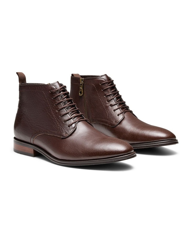 Utah 2.0 Leather Ankle Boots in Brown
