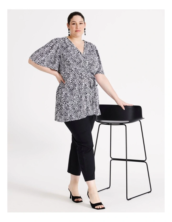 Flutter Sleeve Wrap Top in Black/White