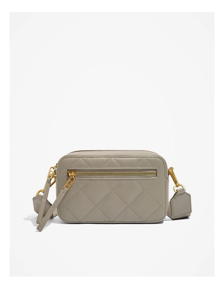 Quilted Camera Bag in Sicilian Olive