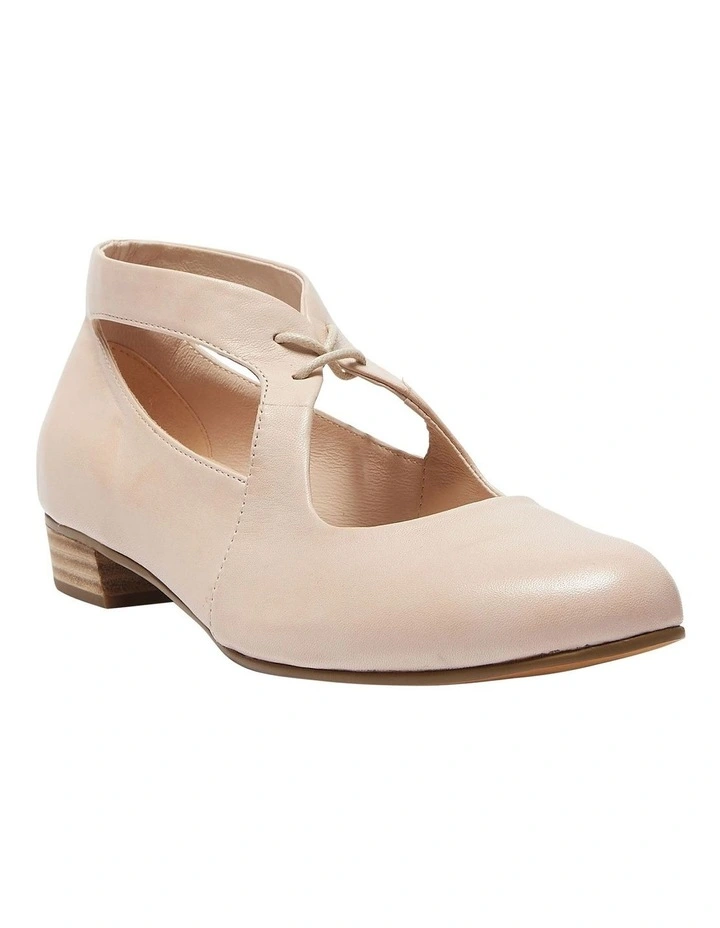 Sasha Heeled Leather Shoes in Blush