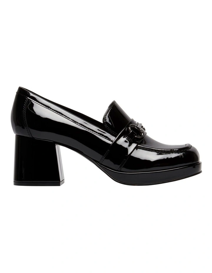 Tryah Heeled Loafers in Black