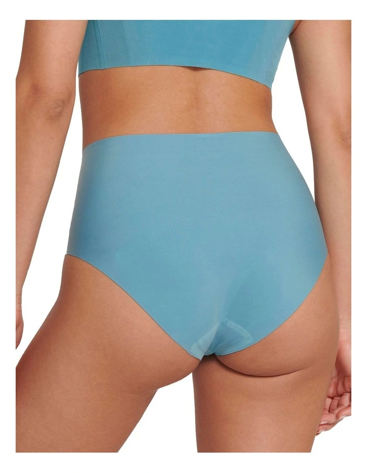 Zero Feel Maxi Briefs in Blue Lake