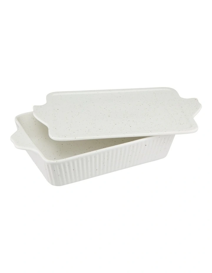 Brilliance Baker With Tray 34x20cm Gift Boxed in Cream