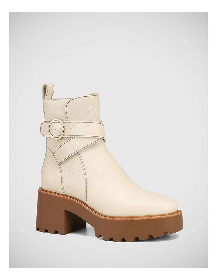 Solay Leather Ankle Boot in Vintage Ivory