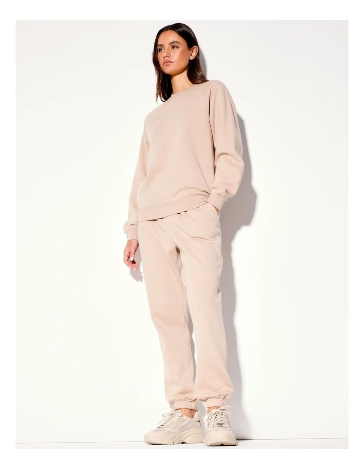 Elastic Cuff Relaxed Trackpant in Taupe