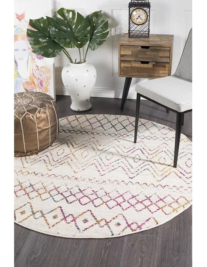 Oasis Nadia Rustic Tribal Round Rug in Multi