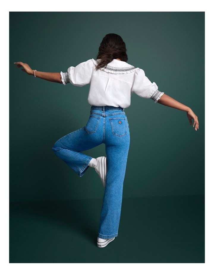 High and Wide Wide Leg Jean in Debbie 94' in Blue