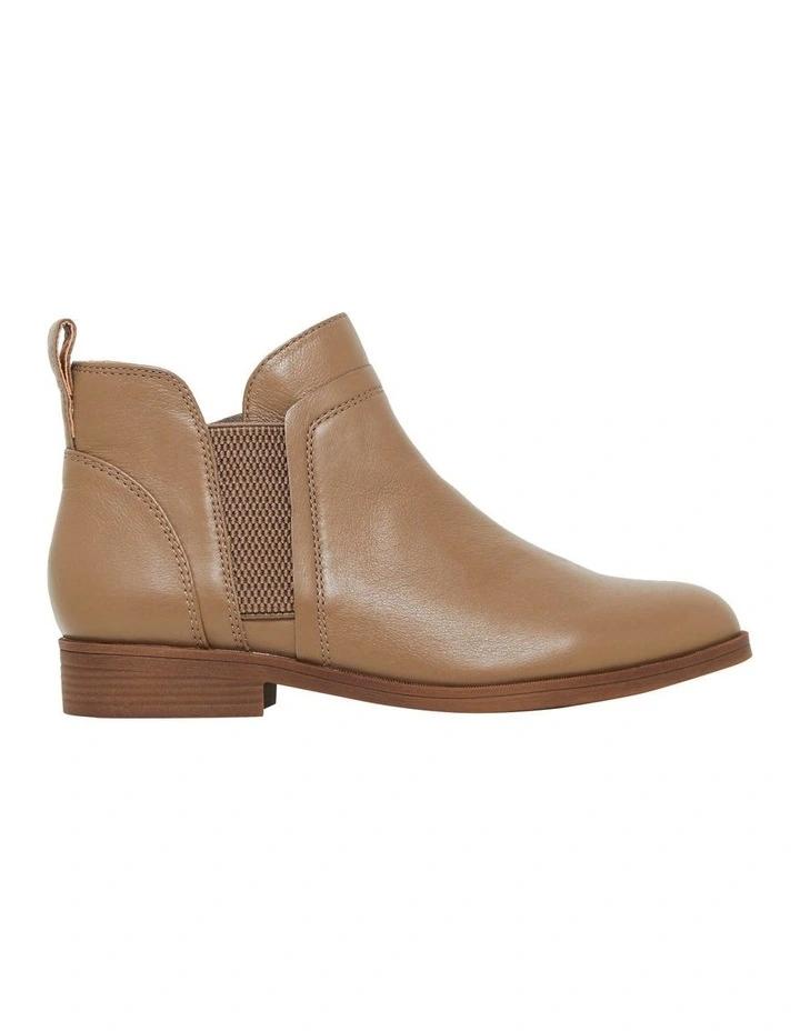 Catalina Boot in Taupe