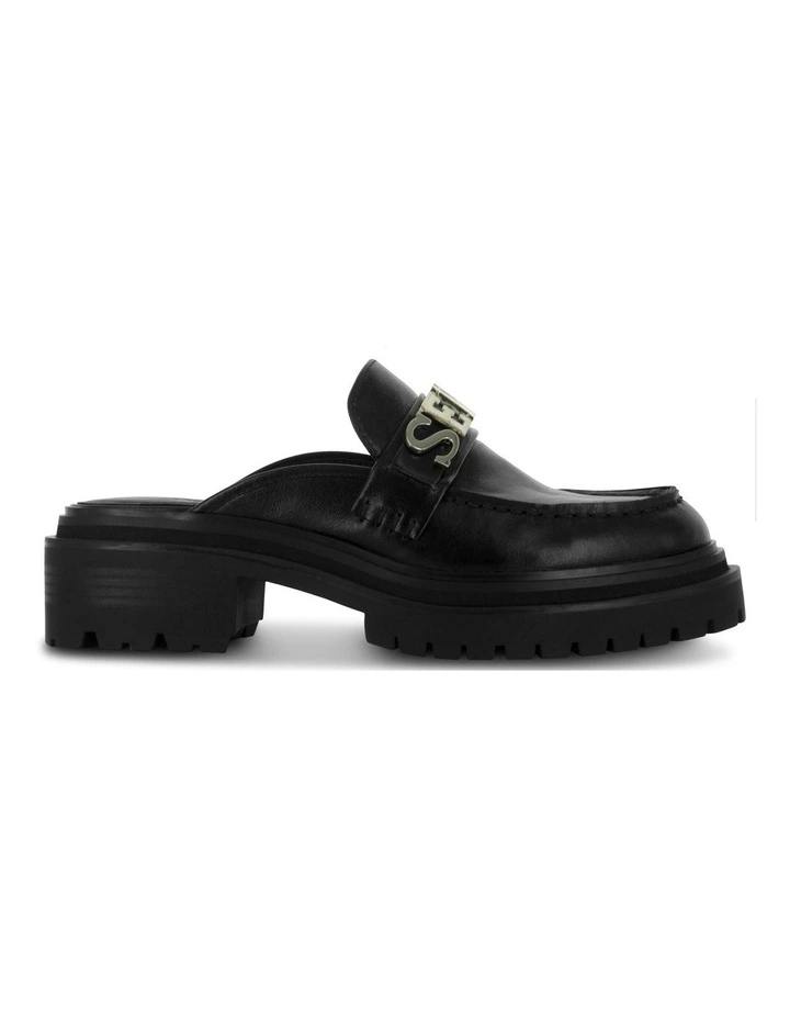 o II Loafers in Black
