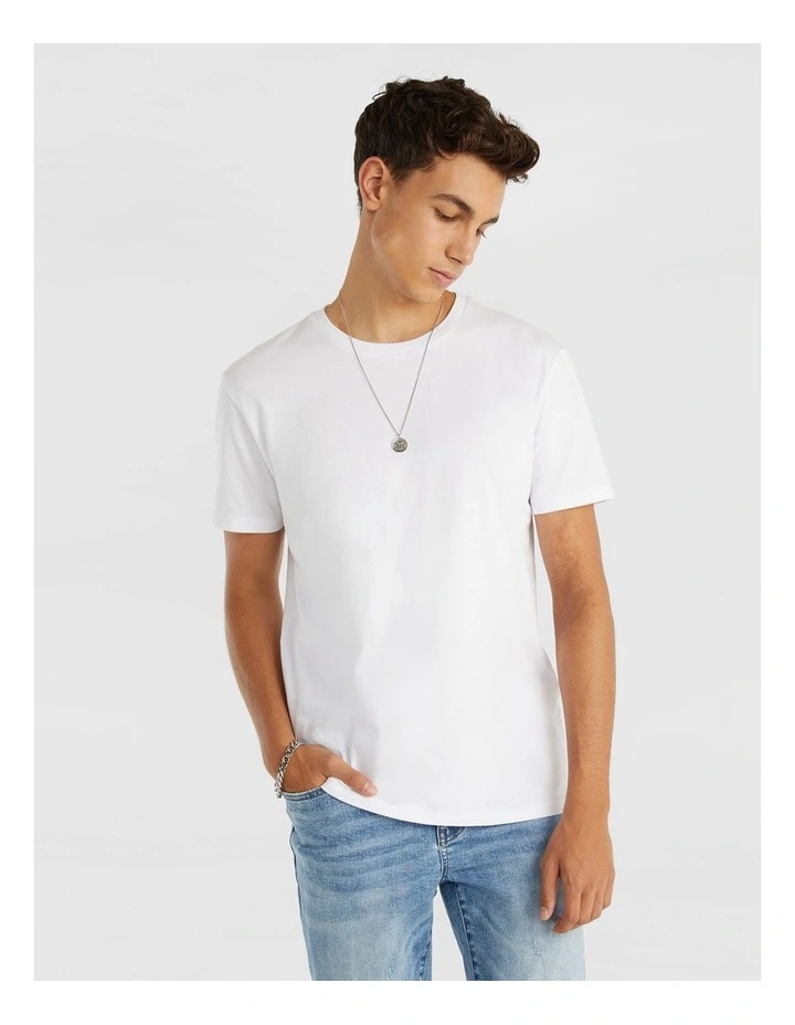 Relaxed Basic Tee in White