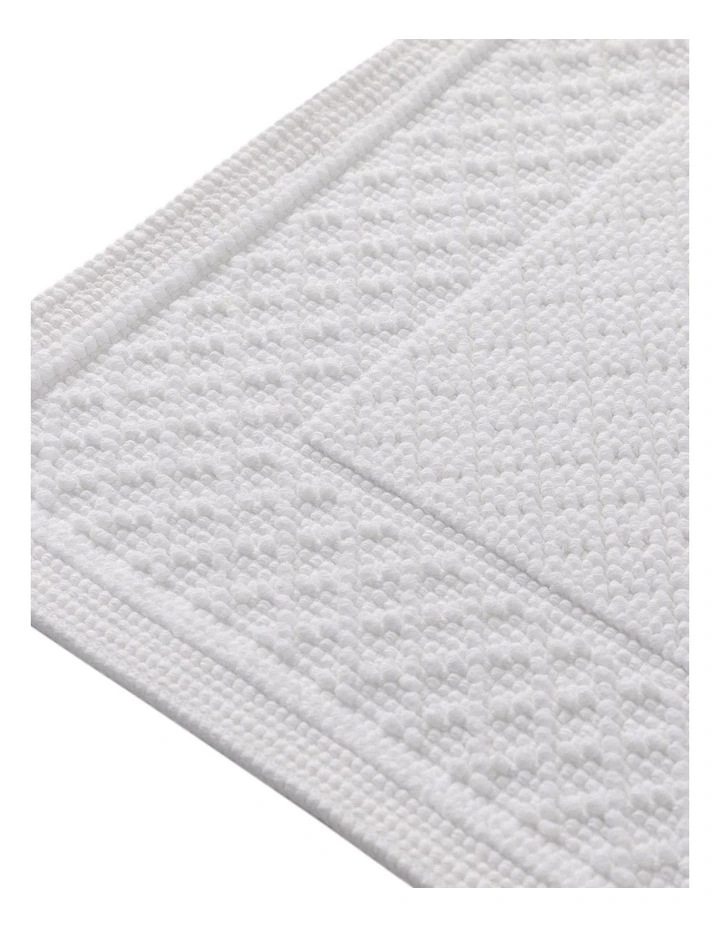 Newbery Bath Mat in White