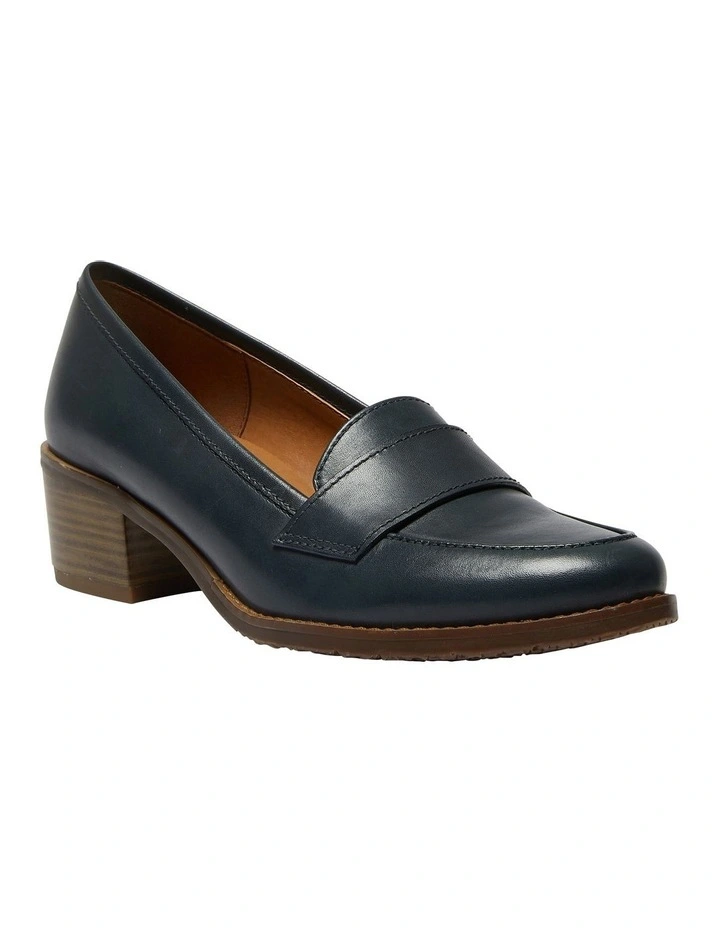 Napoli Leather Heeled Shoes in Navy
