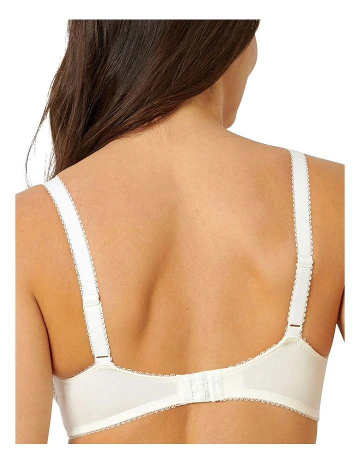 Ariane Full Cup Underwire Lace Bra in Ivory
