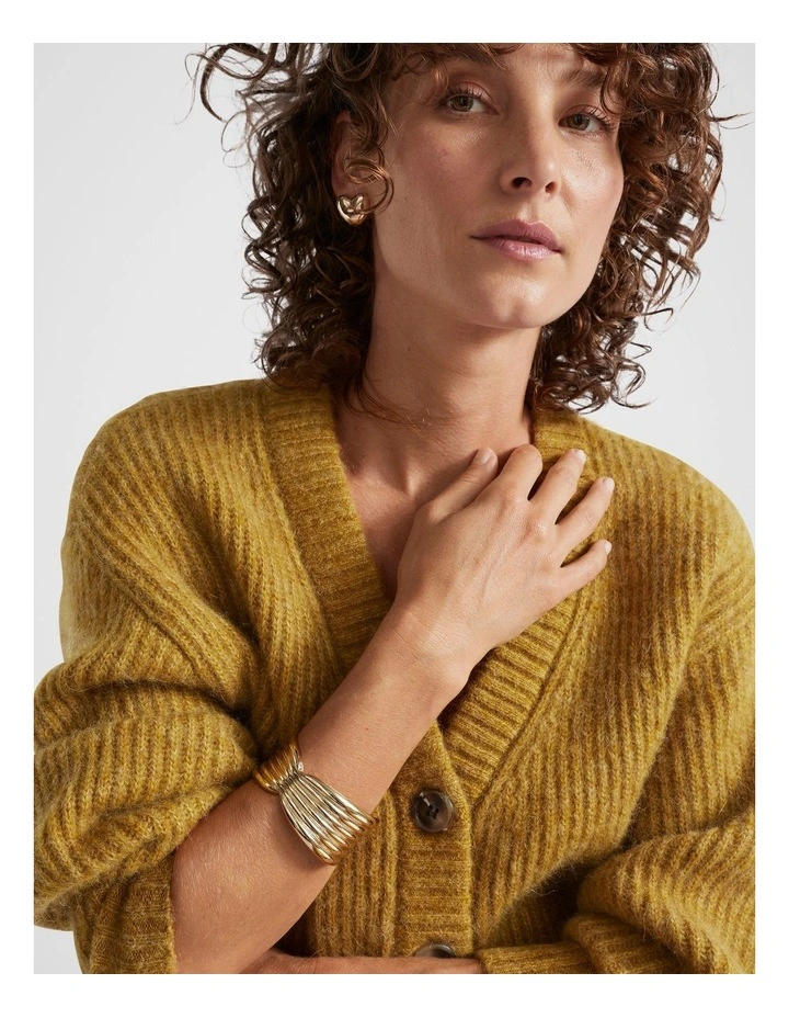 Ribbed Cuff Wardrobe in Gold