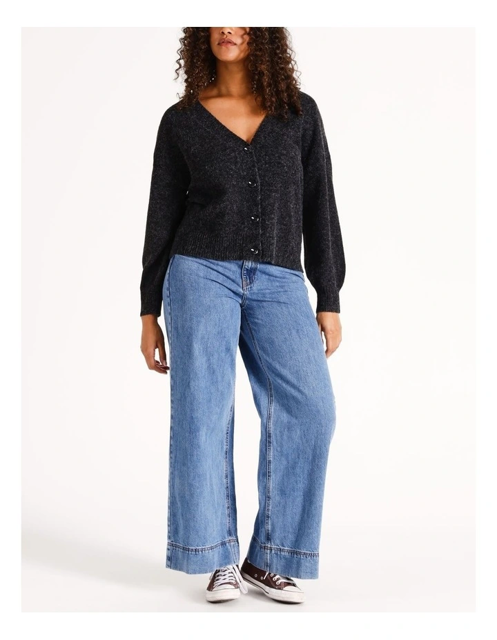 Doffy V-Neck Cardigan in Black