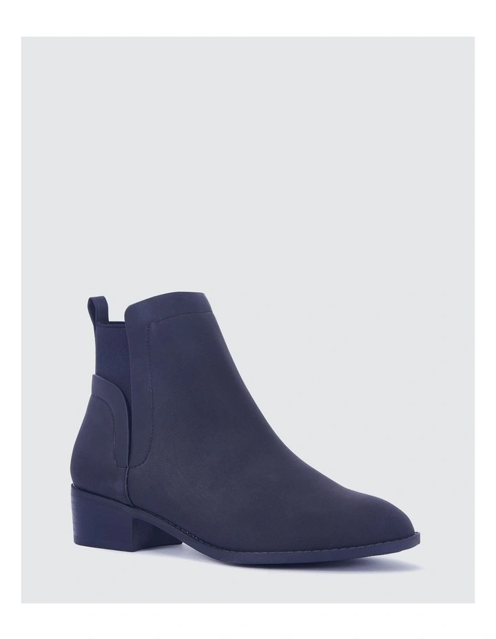 Dacre Boots in Black
